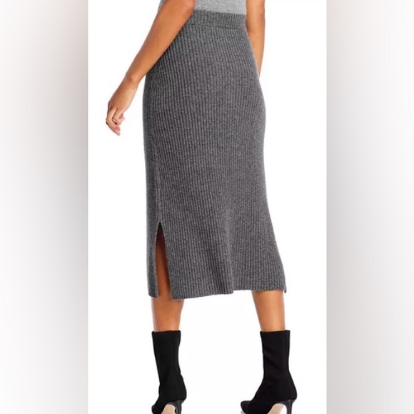 HUGO BOSS Charcoal Grey Ribbed Wool and Cashmere Blend MIDI Skirt Size M NWT - Picture 2 of 15